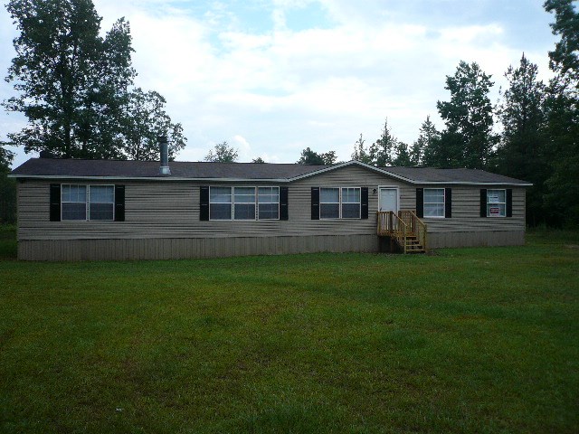 719 Sparrow Road Clinton, SC 29325 - Photo 1 of 18 Gallery Image 1