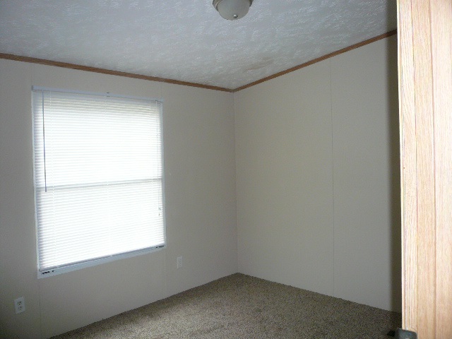 719 Sparrow Road Clinton, SC 29325 - Photo 16 of 18 Gallery Image 16