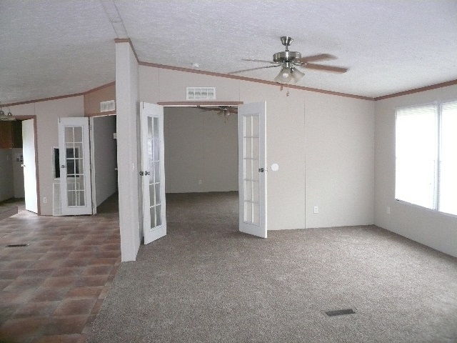 719 Sparrow Road Clinton, SC 29325 - Photo 6 of 18 Gallery Image 6