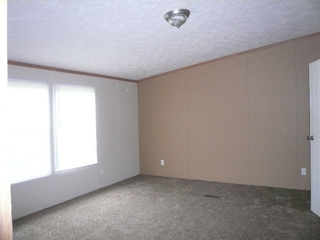 719 Sparrow Road Clinton, SC 29325 - Photo 10 of 18 Gallery Image 10