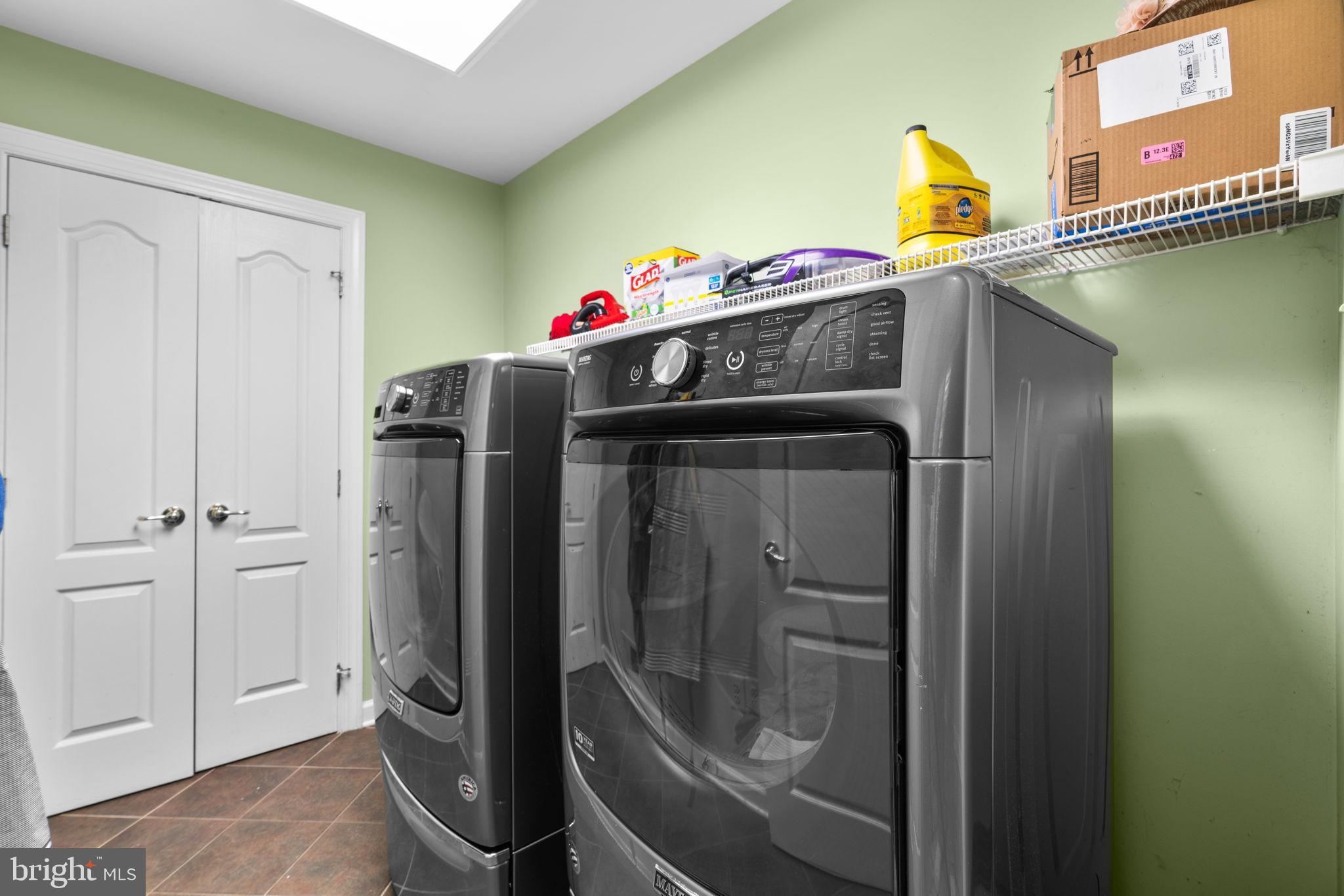 8061 Hunterbrooke Lane Fulton, MD 20759 - Photo 25 of 77 Main Level Laundry Room
