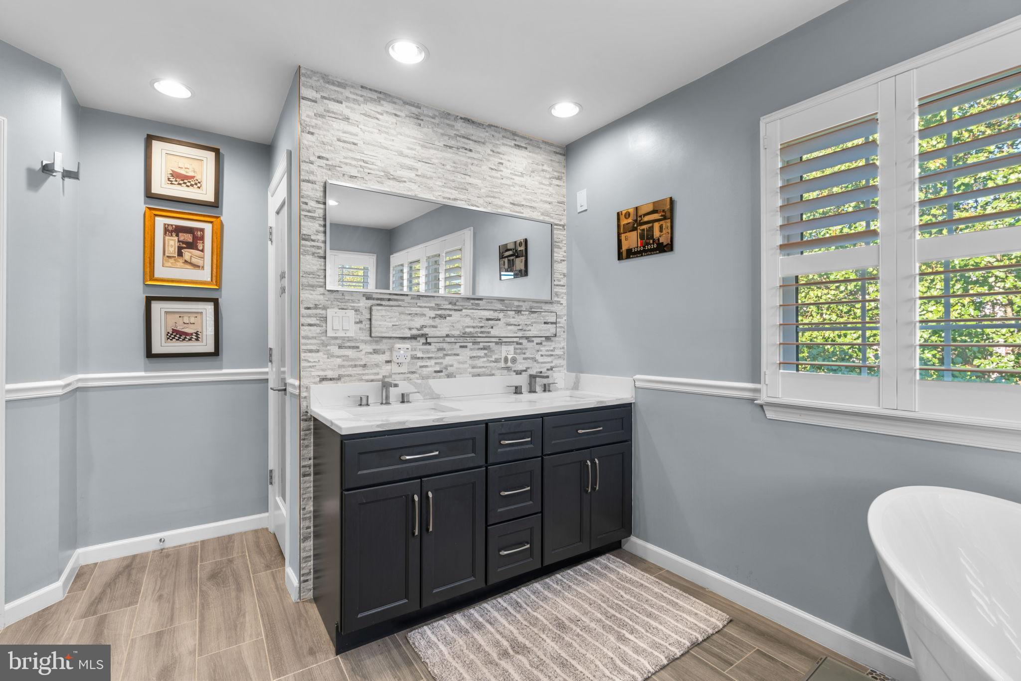 8061 Hunterbrooke Lane Fulton, MD 20759 - Photo 32 of 77 Double vanity