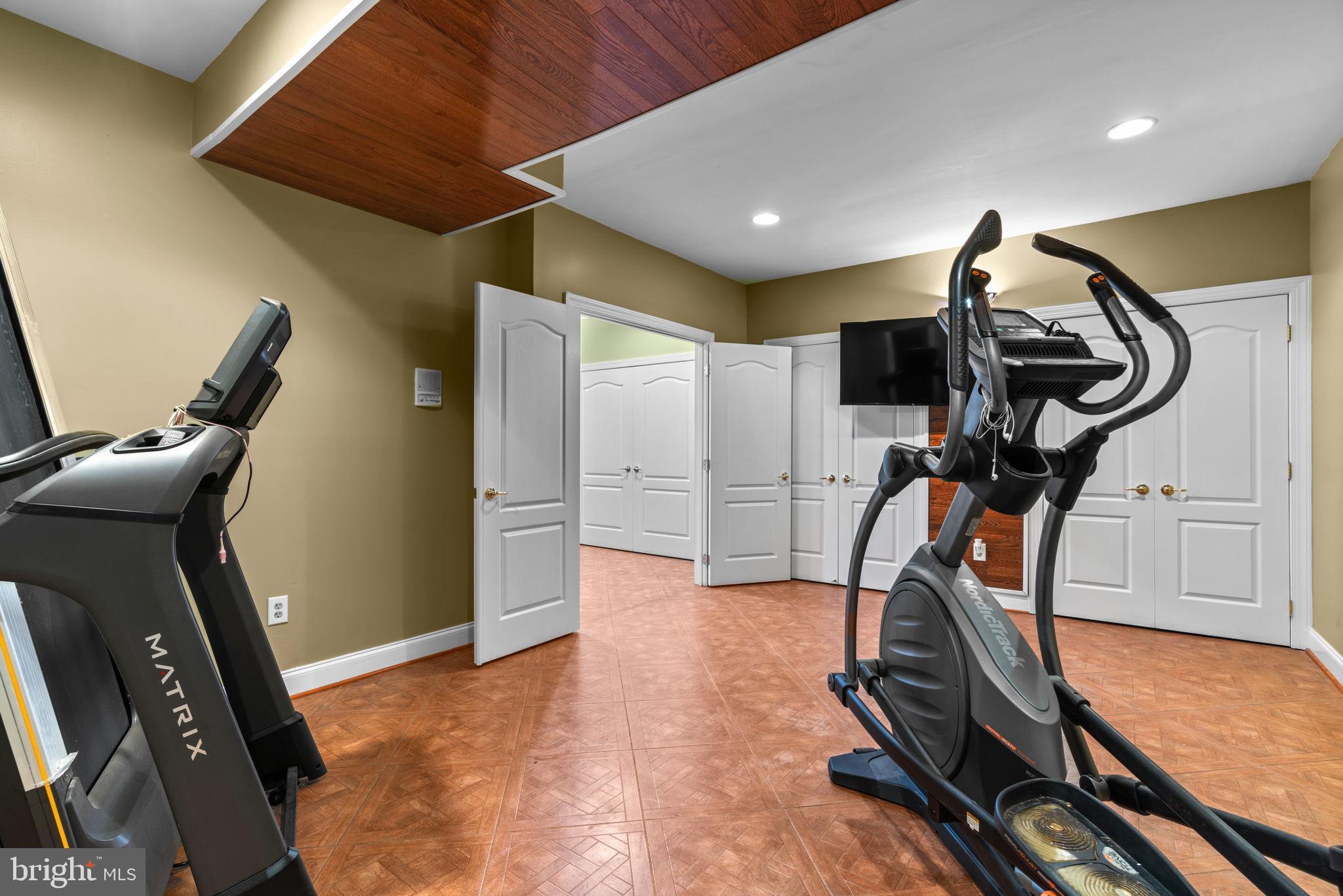 8061 Hunterbrooke Lane Fulton, MD 20759 - Photo 46 of 77 Bedroom 5/Gym