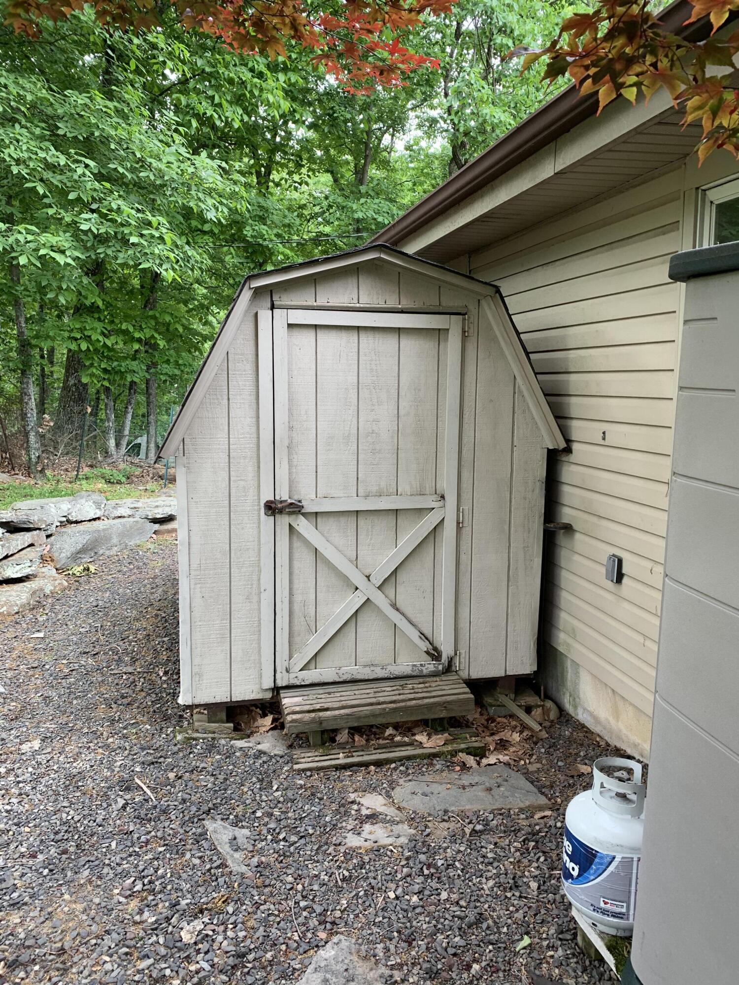 3205 Ely Court Bushkill, PA 18324 - Photo 60 of 80 061