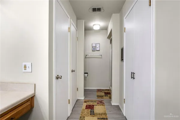 $1,300 | 518 East Kelly Avenue, Pharr, TX 78577