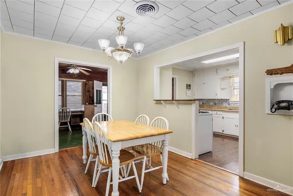 $1,300 | 518 East Kelly Avenue, Pharr, TX 78577