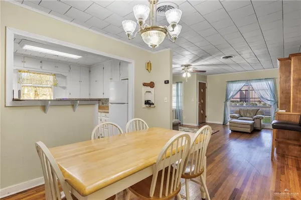 $1,300 | 518 East Kelly Avenue, Pharr, TX 78577