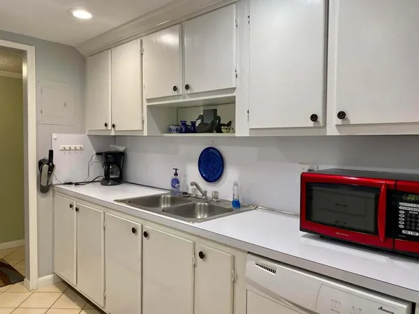 $2,200 | 950 Ponce De Leon Road, Unit 309, Boca Raton, FL 33432