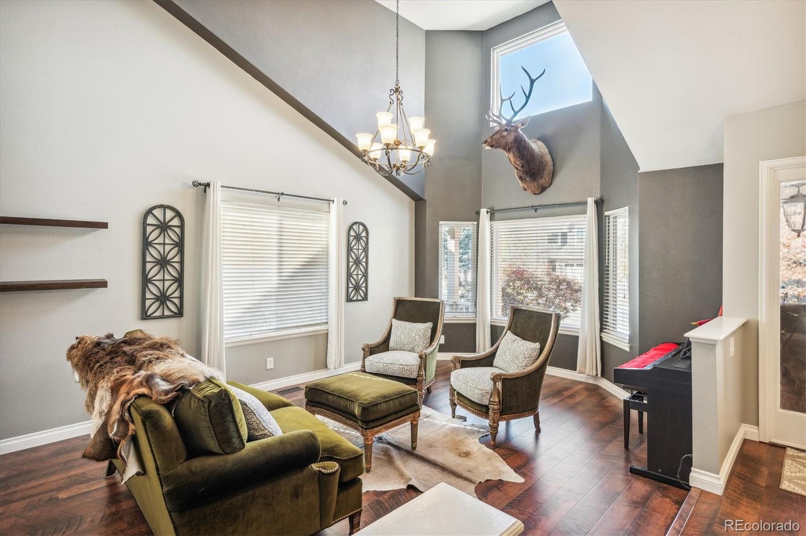 9977 Spring Hill Lane Highlands Ranch, CO 80129 - Photo 7 of 48