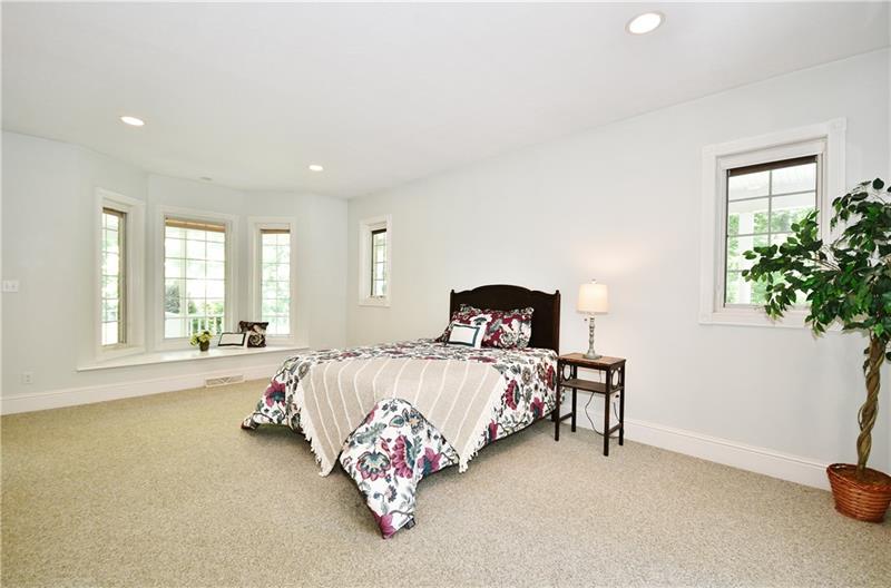 154 Cashdollar Road Mars, PA 16046 - Photo 12 of 25