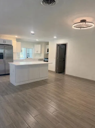$3,300 | 907 Antigua Avenue, Fort Pierce, FL 34982
