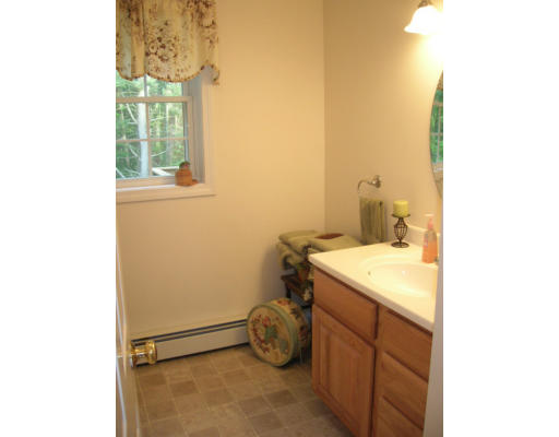 20 Royalston Road Phillipston, MA 01331 - Photo 6 of 12