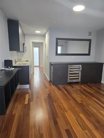 $1,900 | 1550 Pennsylvania Avenue, Unit 113, Miami Beach, FL 33139