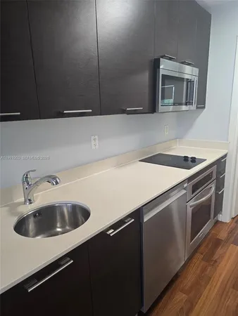 $1,900 | 1550 Pennsylvania Avenue, Unit 113, Miami Beach, FL 33139