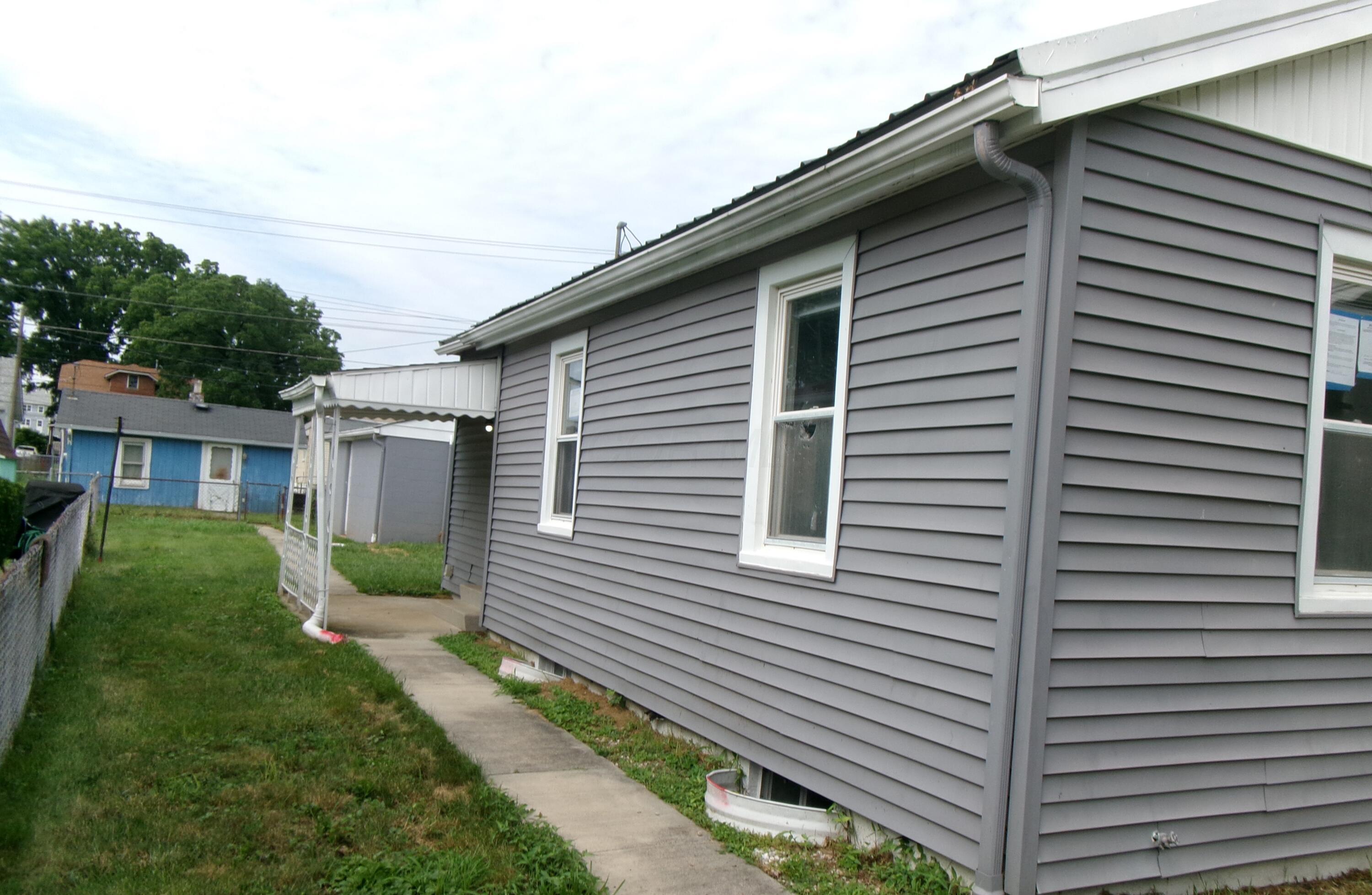 82 Delray Road Columbus, OH 43207 - Photo 3 of 19 Delray side