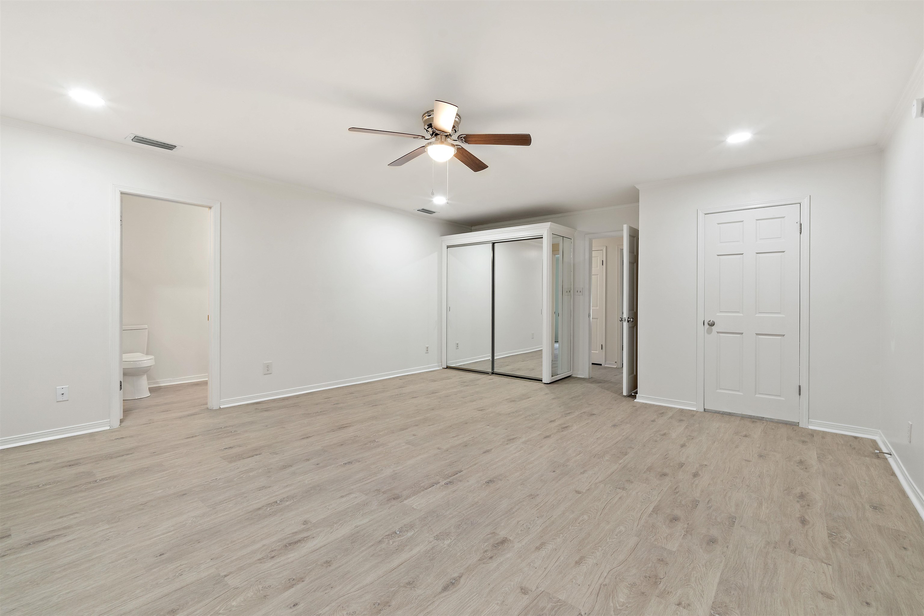 520 Ridgewood Drive Daphne, AL 36526 - Photo 19 of 35