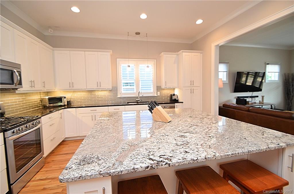 318 Mill Road Charlotte, NC 28216 - Photo 10 of 24 Gallery Image 10