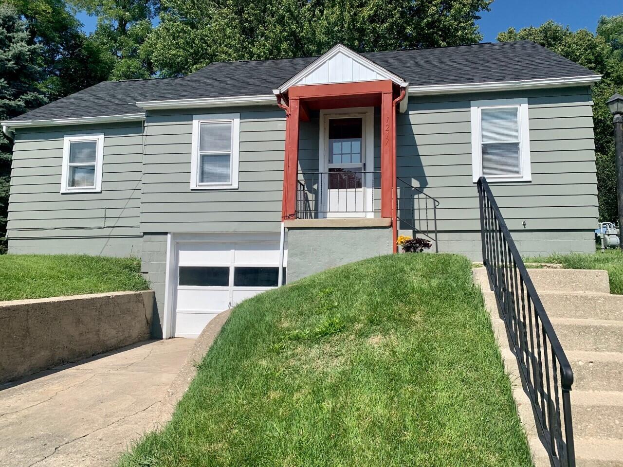 1217 Gable Street Springfield, OH 45505 - Photo 1 of 31 Gallery Image 1