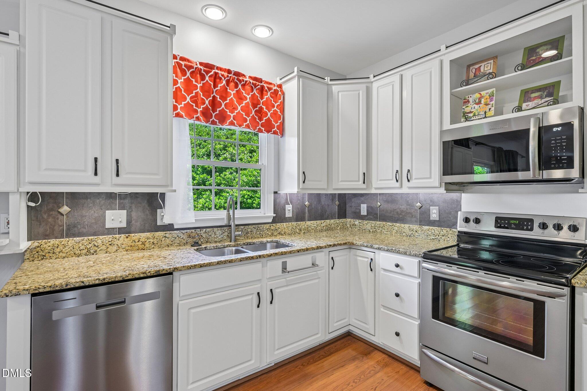 2300 Clerestory Place Raleigh, NC 27615 - Photo 11 of 33