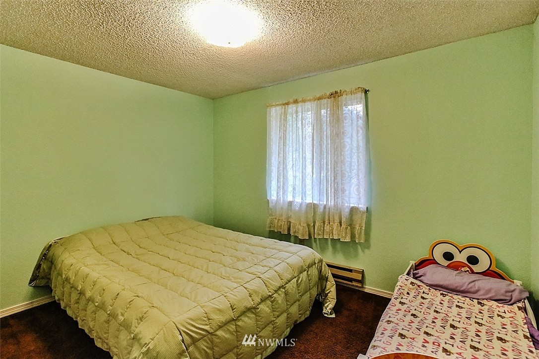 13043 Madrona Road Southwest Port Orchard, WA 98367 - Photo 14 of 25 Gallery Image 14