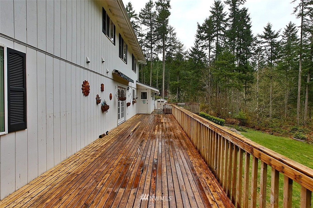 13043 Madrona Road Southwest Port Orchard, WA 98367 - Photo 23 of 25 Gallery Image 23