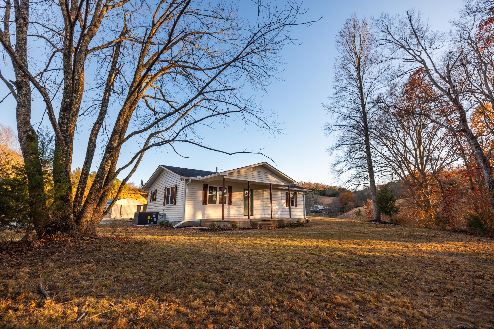 157 Henry Sharp Road Hohenwald, TN 38462 - Photo 3 of 16 Gallery Image 3
