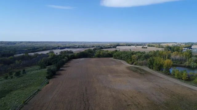 $1,100,000 | 5-xx West Ridge Road, Courtland, MN 56021