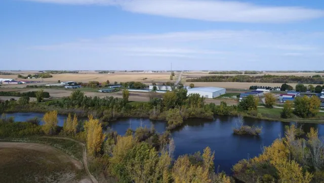 $1,100,000 | 5-xx West Ridge Road, Courtland, MN 56021