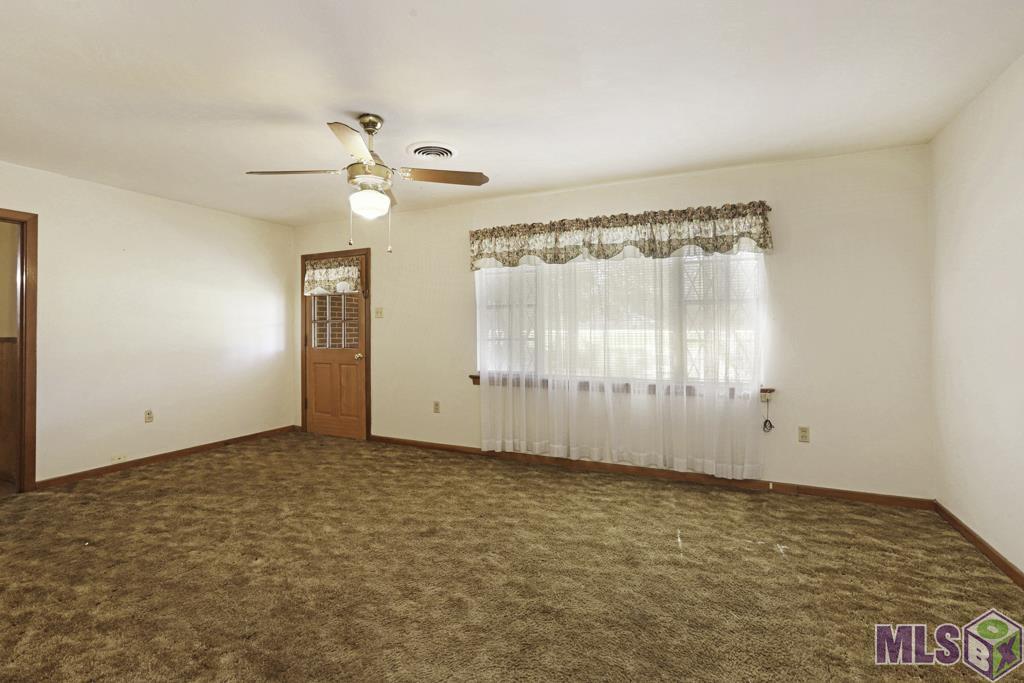 12323 Hooper Road Baton Rouge, LA 70818 - Photo 5 of 28