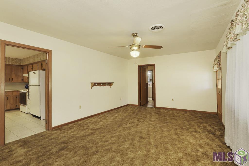 12323 Hooper Road Baton Rouge, LA 70818 - Photo 7 of 28