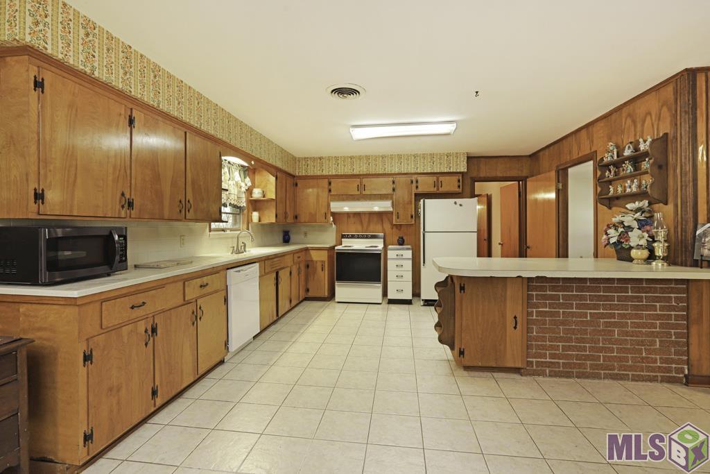 12323 Hooper Road Baton Rouge, LA 70818 - Photo 8 of 28