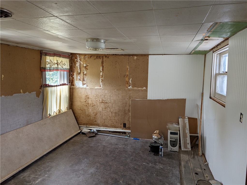 13675 Ridge Road West Gaines, NY 14411 - Photo 12 of 15