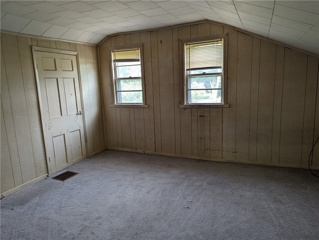 13675 Ridge Road West Gaines, NY 14411 - Photo 13 of 15