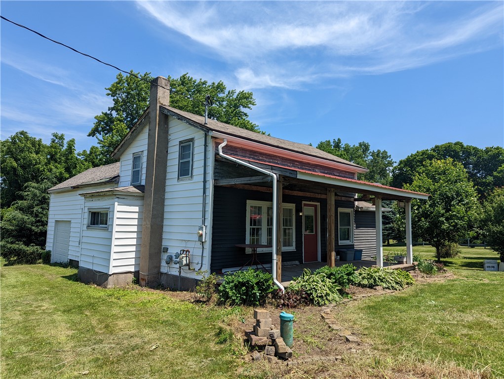 13675 Ridge Road West Gaines, NY 14411 - Photo 3 of 15