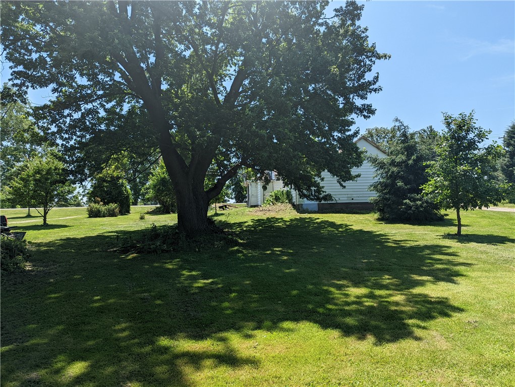 13675 Ridge Road West Gaines, NY 14411 - Photo 5 of 15