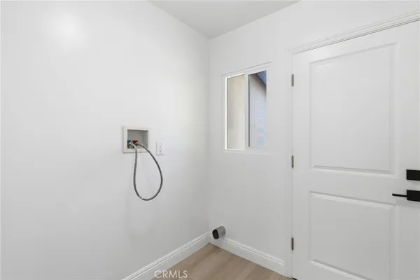 $5,500 | 19649 Friar Street, Tarzana, CA 91335
