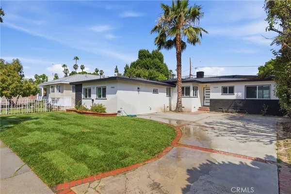 $5,500 | 19649 Friar Street, Tarzana, CA 91335