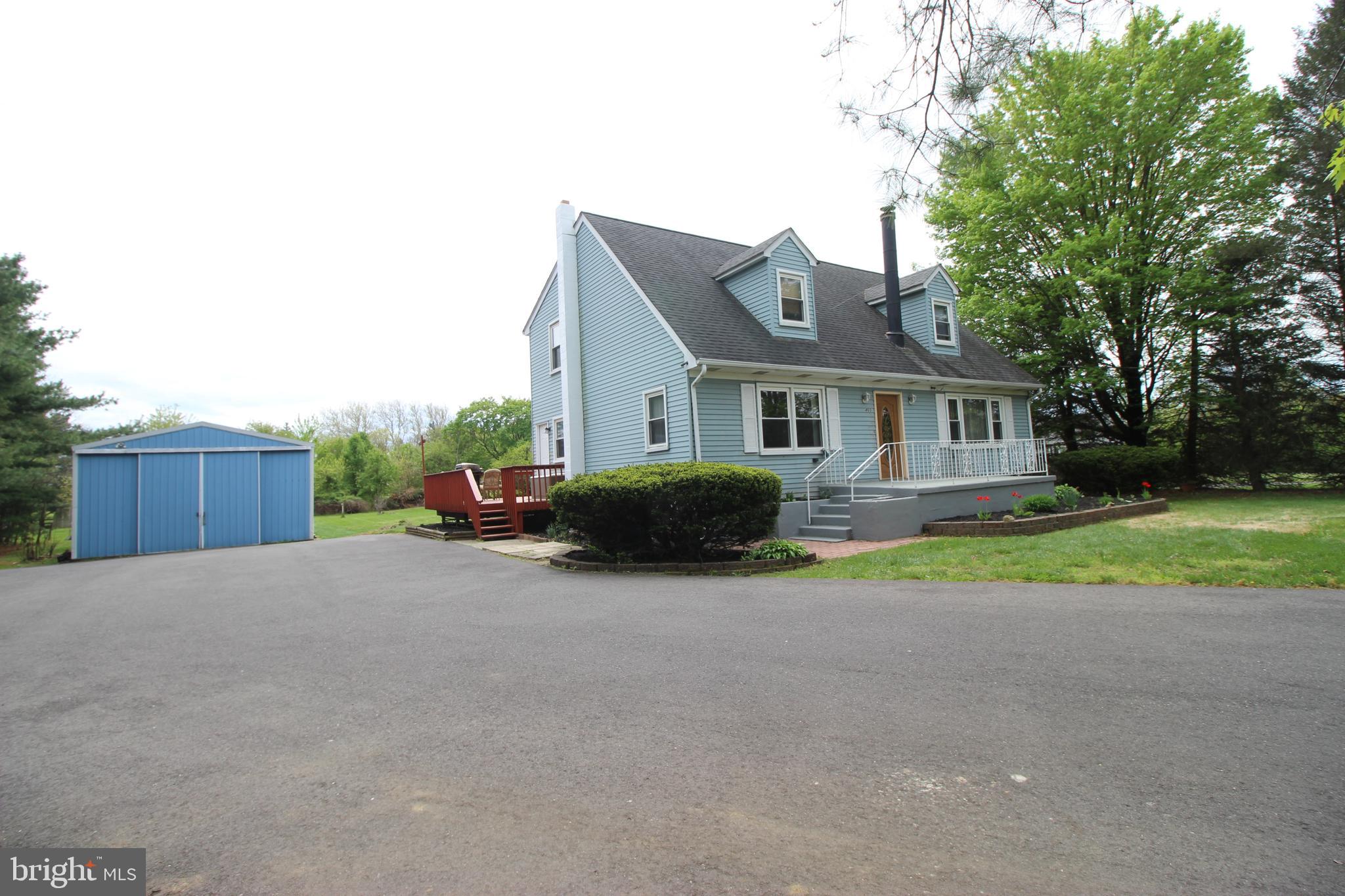 460 White Pine Road Columbus, NJ 08022 - Photo 2 of 22 Gallery Image 2