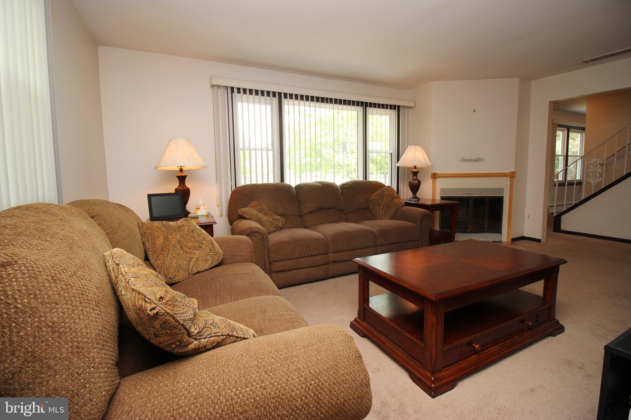 460 White Pine Road Columbus, NJ 08022 - Photo 4 of 22 Gallery Image 4