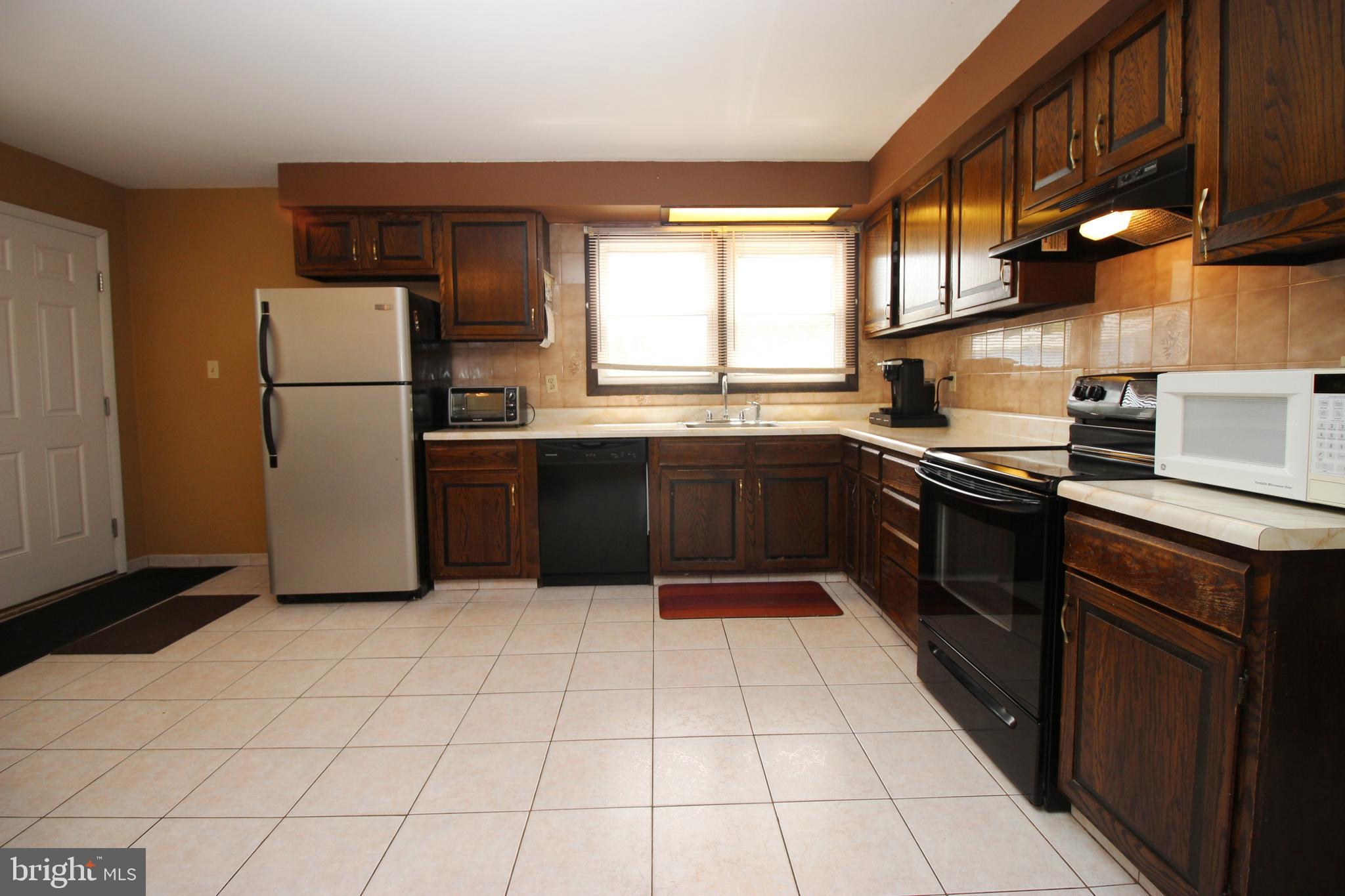 460 White Pine Road Columbus, NJ 08022 - Photo 8 of 22 Gallery Image 8