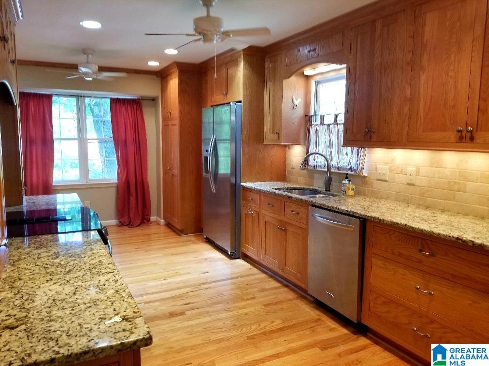 112 Forest Ridge Road Alabaster, AL 35114 - Photo 3 of 28