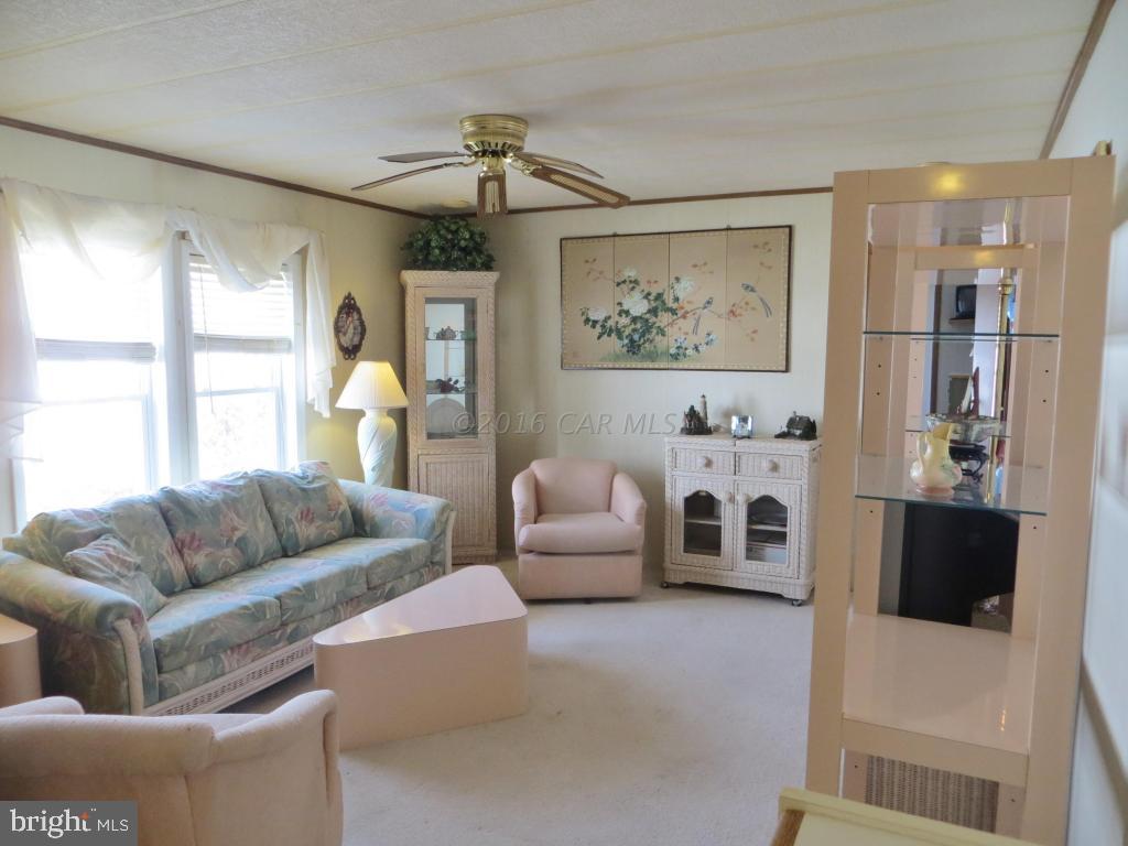 131 Clamshell Road Ocean City, MD 21842 - Photo 5 of 40 Gallery Image 5