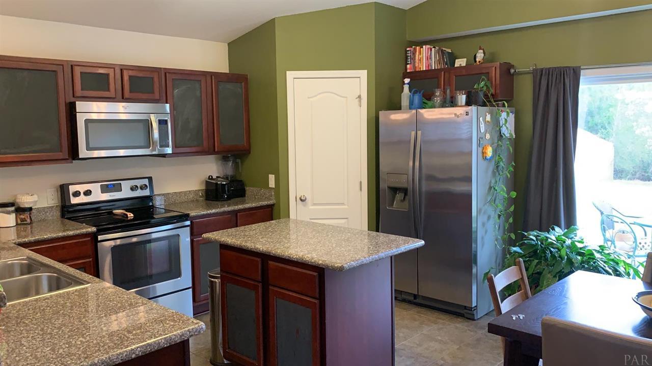 2374 Duncan Ridge Drive Navarre, FL 32566 - Photo 10 of 34 Gallery Image 10