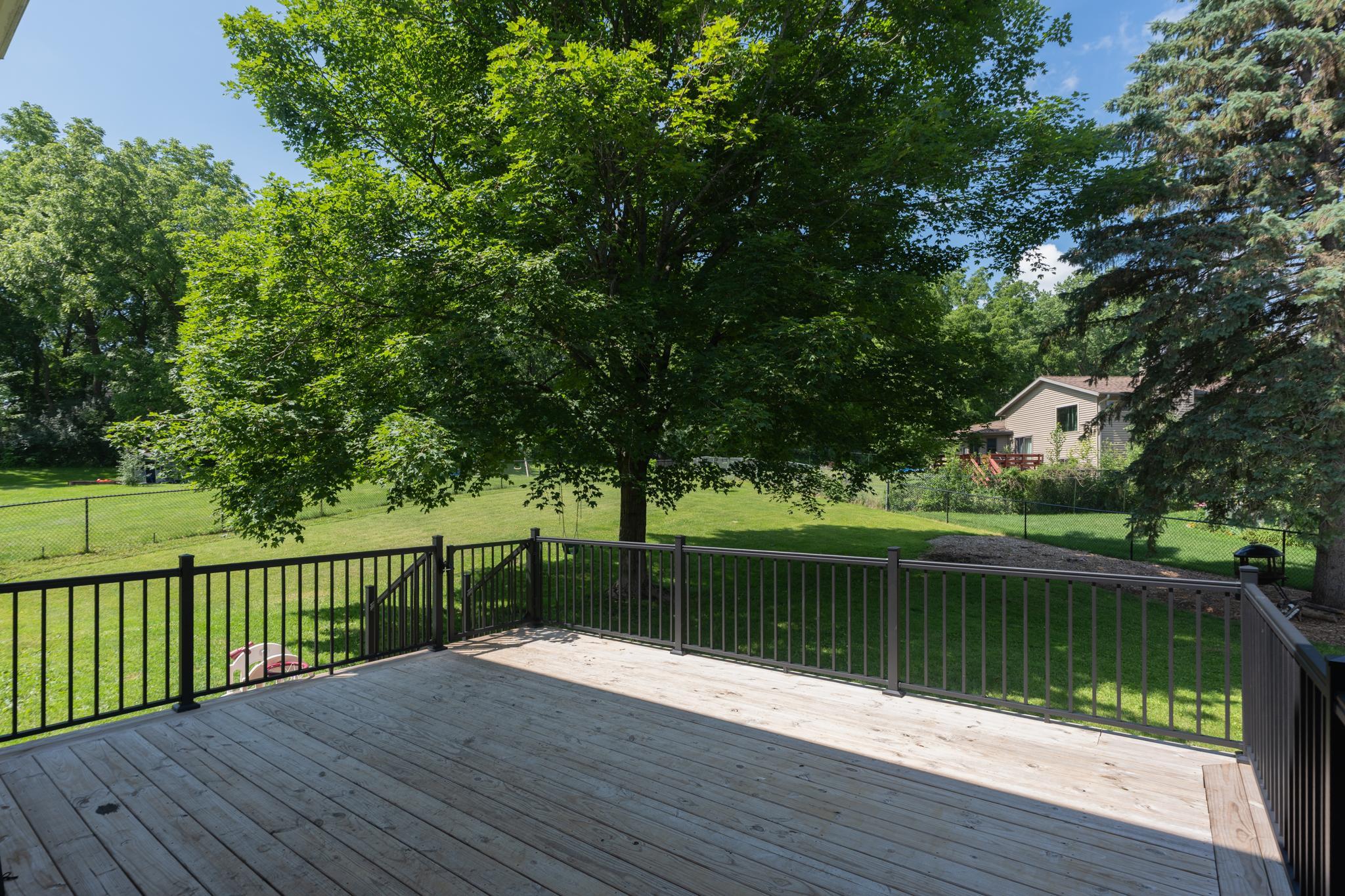 2211 Regent Lane Southwest Rochester, MN 55902 - Photo 31 of 41