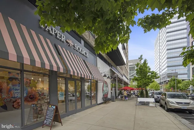 $5,300 | 1650 Silver Hill Drive, Unit 1007, McLean, VA 22102