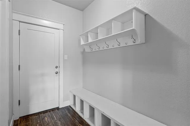 $650,000 | 2662 Snow Road, Kempner, TX 76539