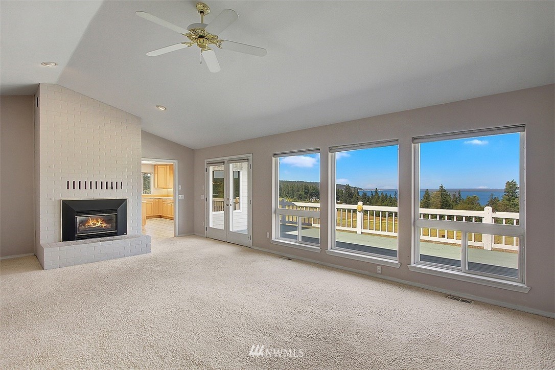 214 Rondelay Road Sequim, WA 98382 - Photo 5 of 40 Gallery Image 5