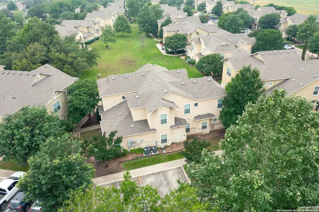 $1,725 | 1000 Diamond Road, Unit 3003, Boerne, TX 78006
