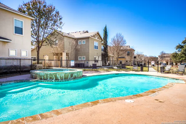 $1,725 | 1000 Diamond Road, Unit 3003, Boerne, TX 78006