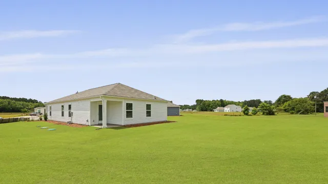 $285,900 | 123 Hopkins Street, Holly Hill, SC 29059